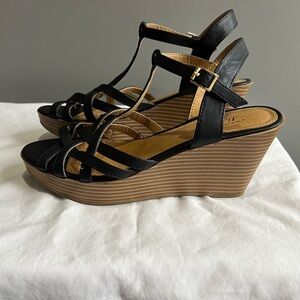 Bass Black Strappy Wedge Sandals